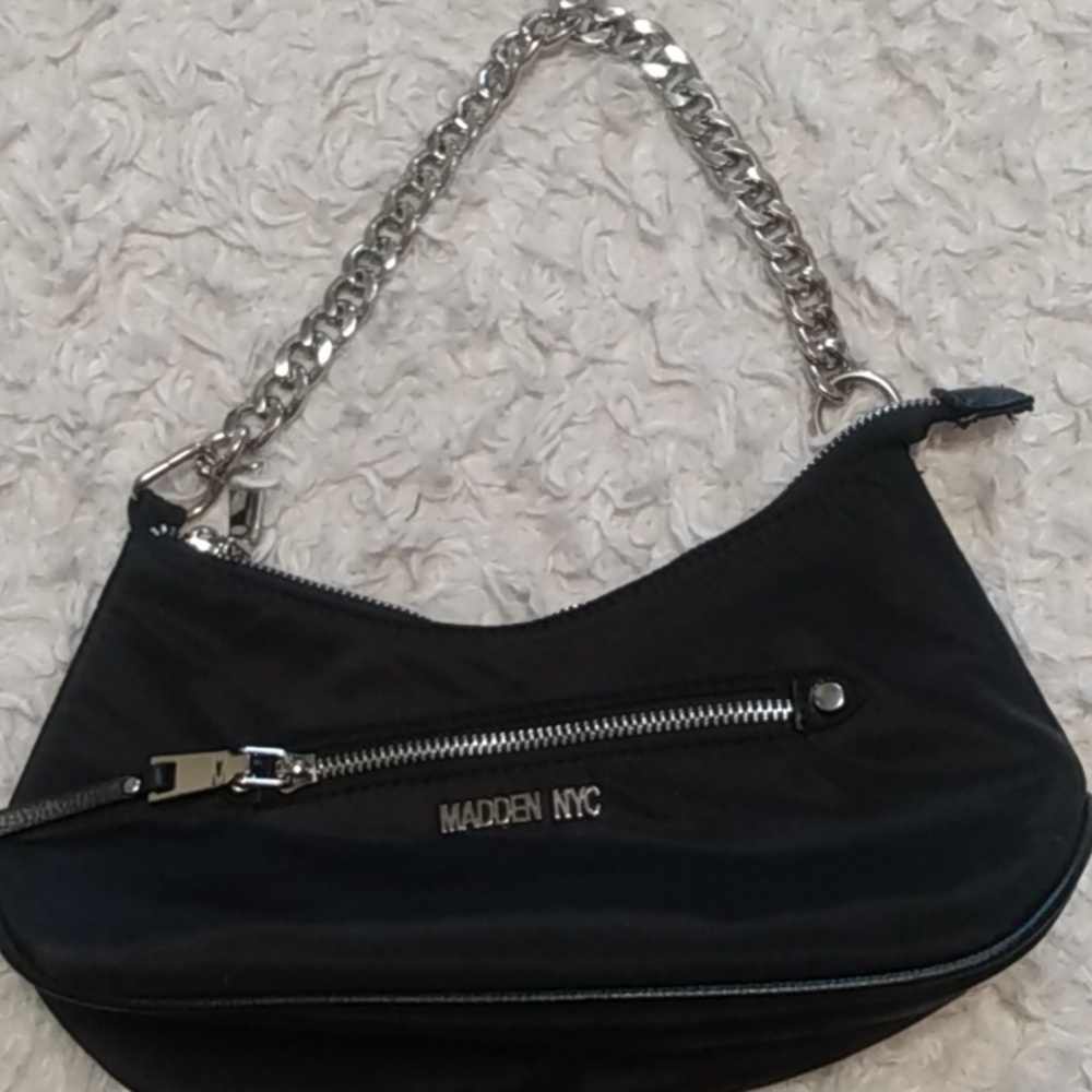Black Chain Shoulder Bag